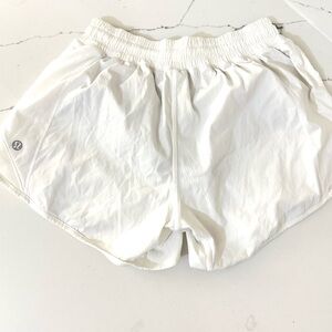 White lululemon hottie hots size 4 tall 4 inch inseam -